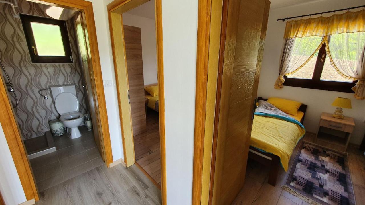 이바니차 Turizam Koturovic B&B 외부 사진