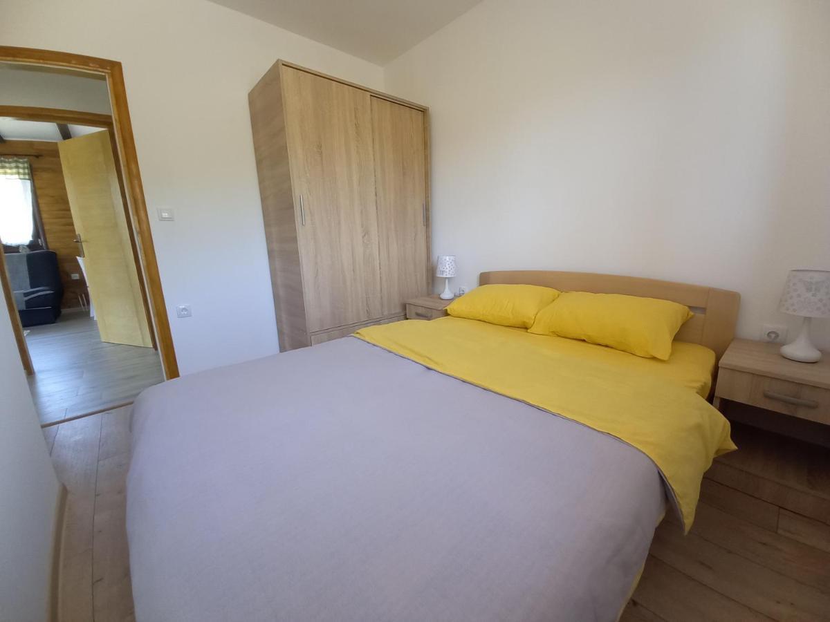 이바니차 Turizam Koturovic B&B 외부 사진